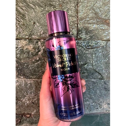Victoria's Secret Velvet Petals Noir-1