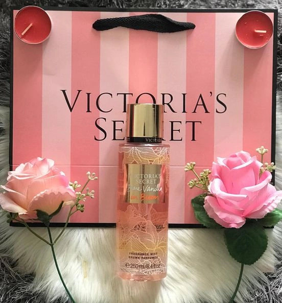 Victoria’s Secret Bare Vanilla in Bloom Body Mist – 250ml-2