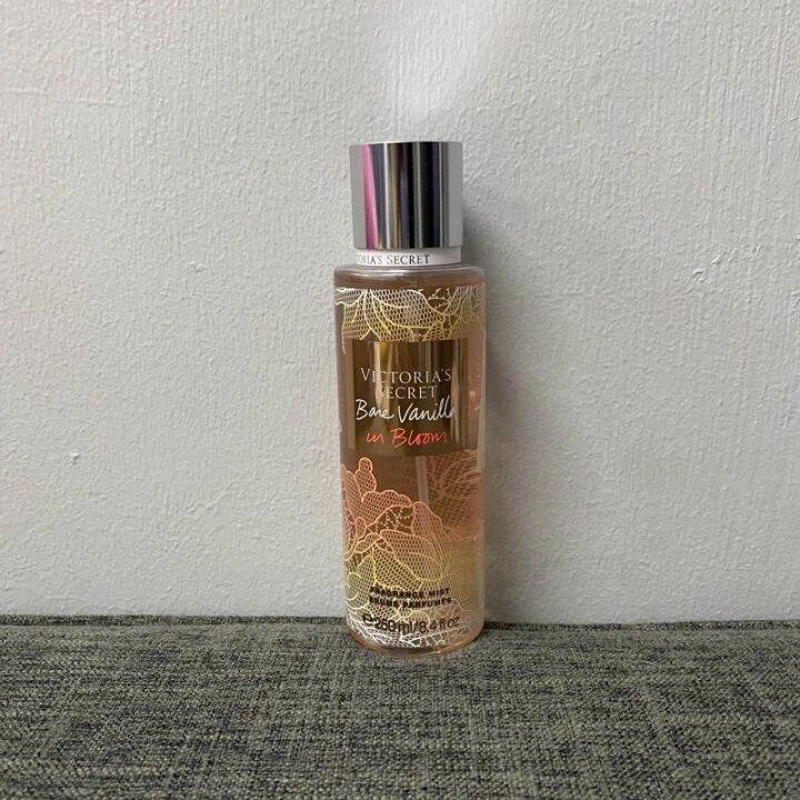 Victoria’s Secret Bare Vanilla in Bloom Body Mist – 250ml-1