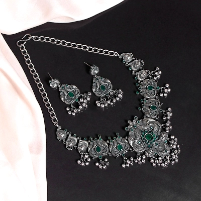 Anassa Green stone Rani Necklace Set Oxidised