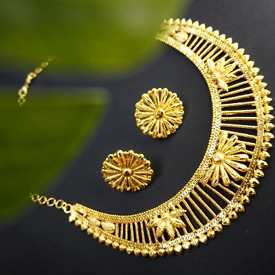 ORO-Mesmerising floral gold necklace set