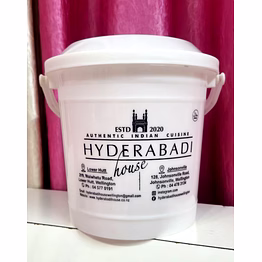 restaurant and takeaway plastic food containers