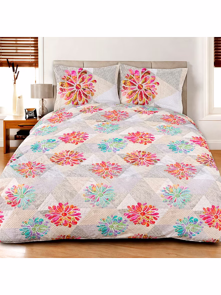 Customizable Floral Medallion Printed Quilt Bedding Set with Matching Pillow Shams