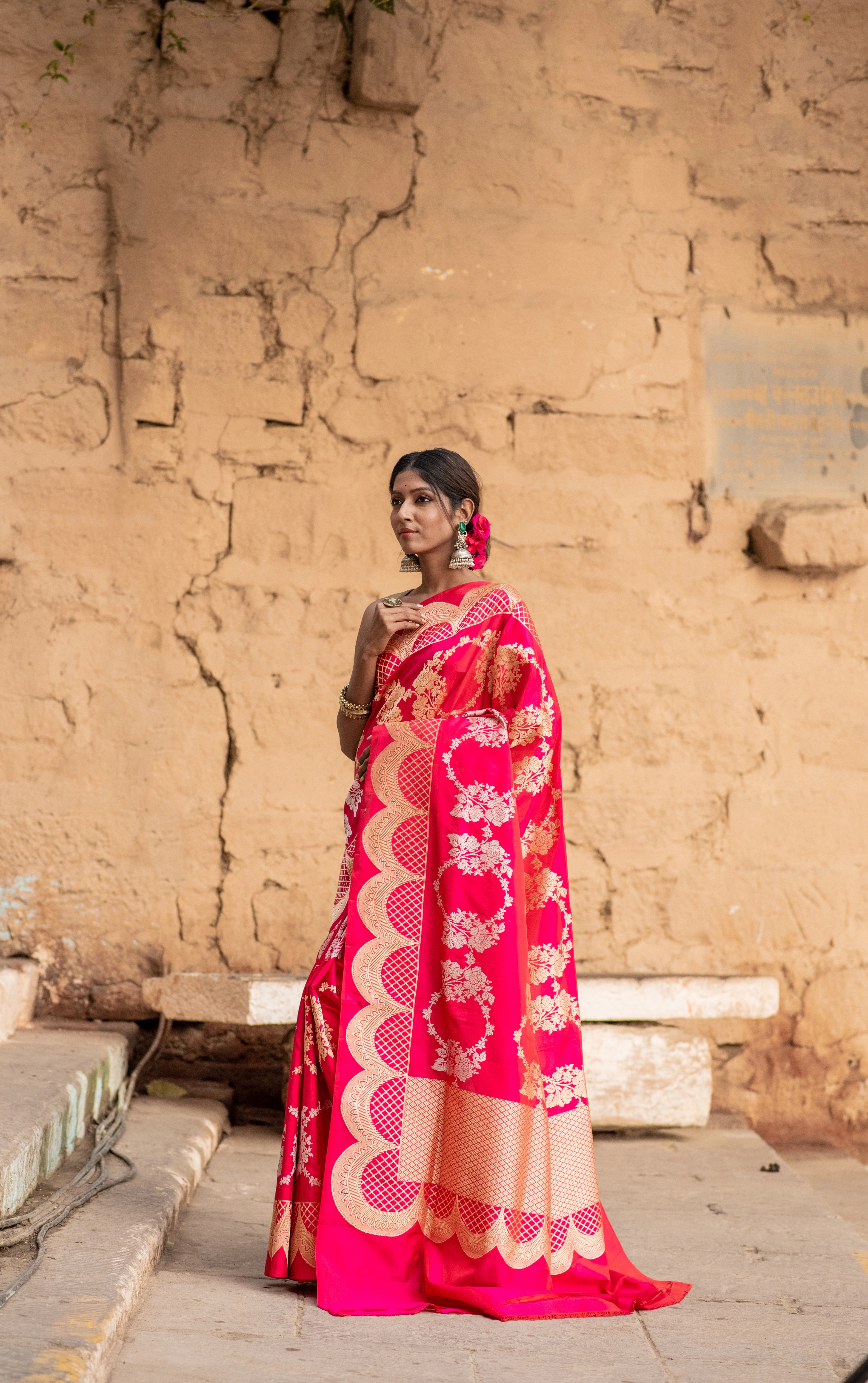 Pure Banarasi Katan Jangla with Scallop Handloom Saree-Pink-4