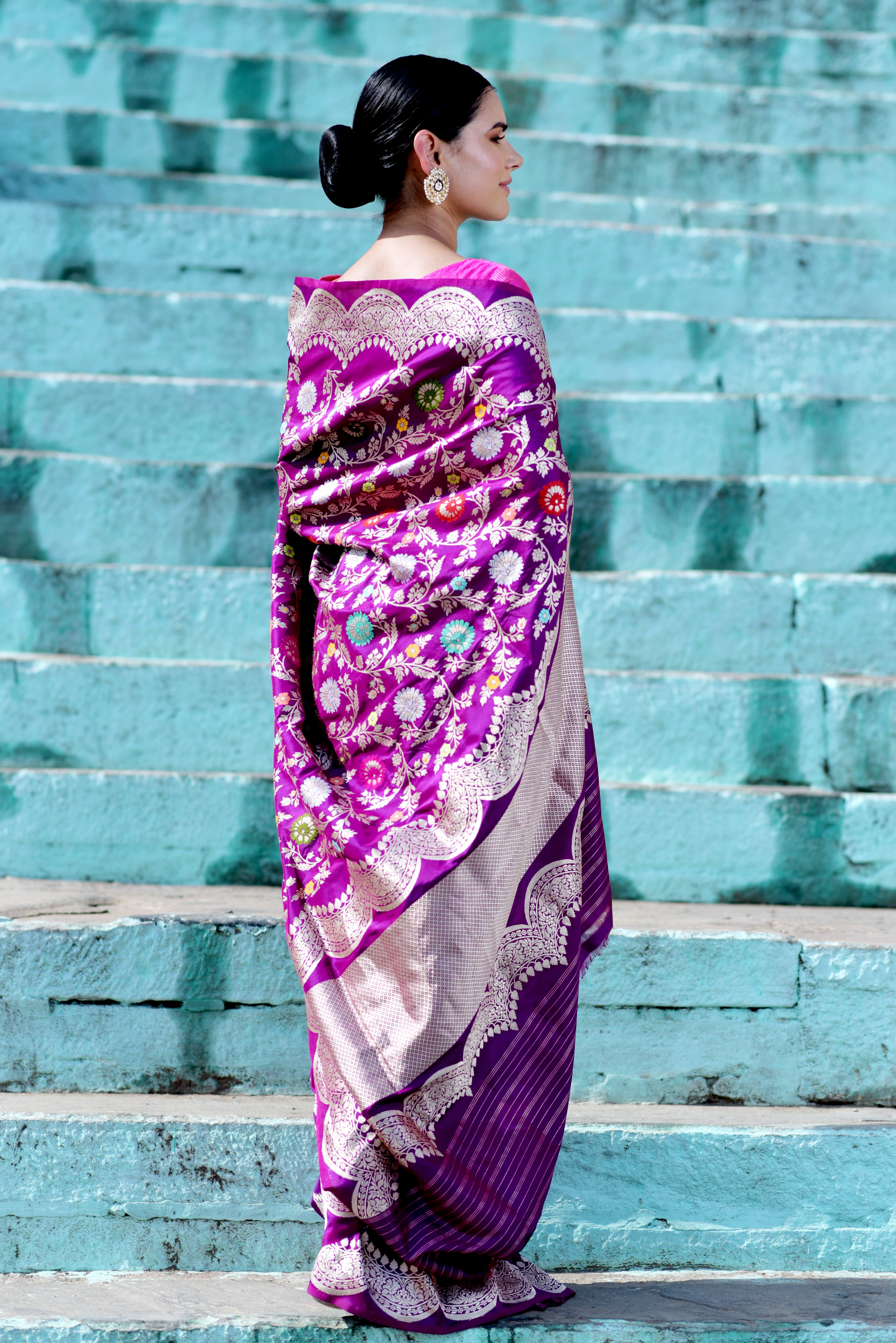 Purple Pure Katan Kadhiyal Jangla Scallop Banaras Handwoven Saree-Purple-3