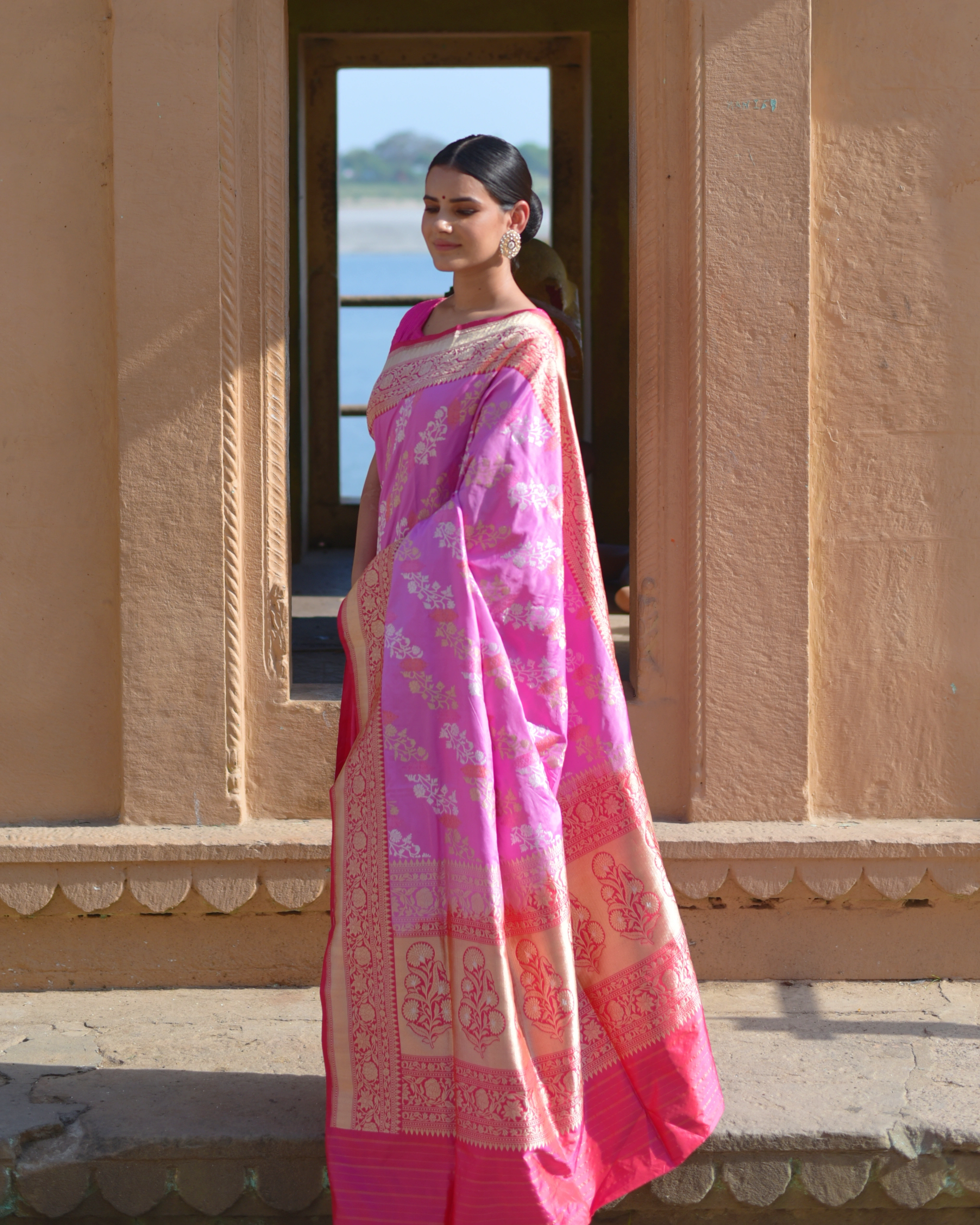 Pink Pure Katan ada Jangla Banaras Handwoven Saree-Pink-2