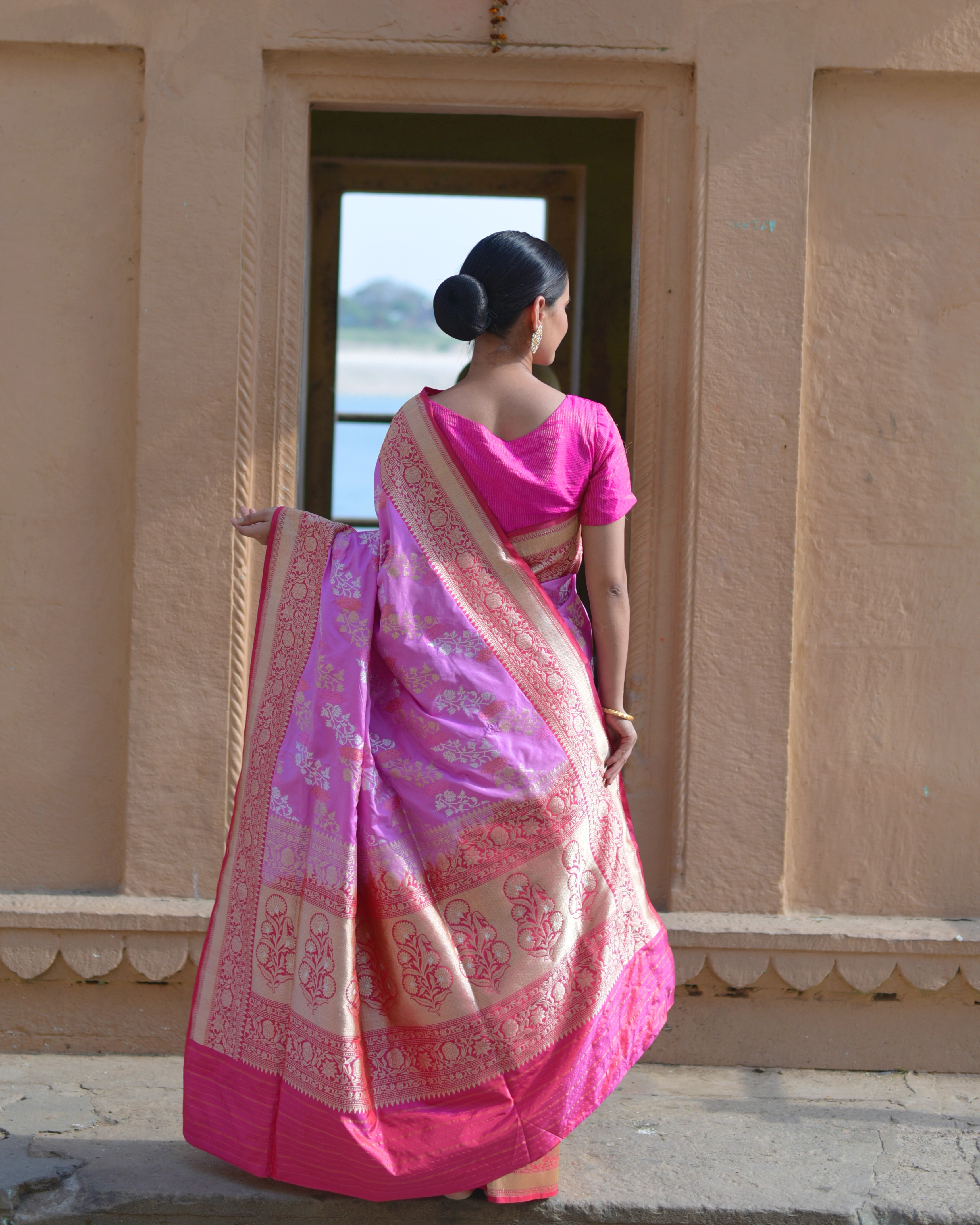 Pink Pure Katan ada Jangla Banaras Handwoven Saree-Pink-3