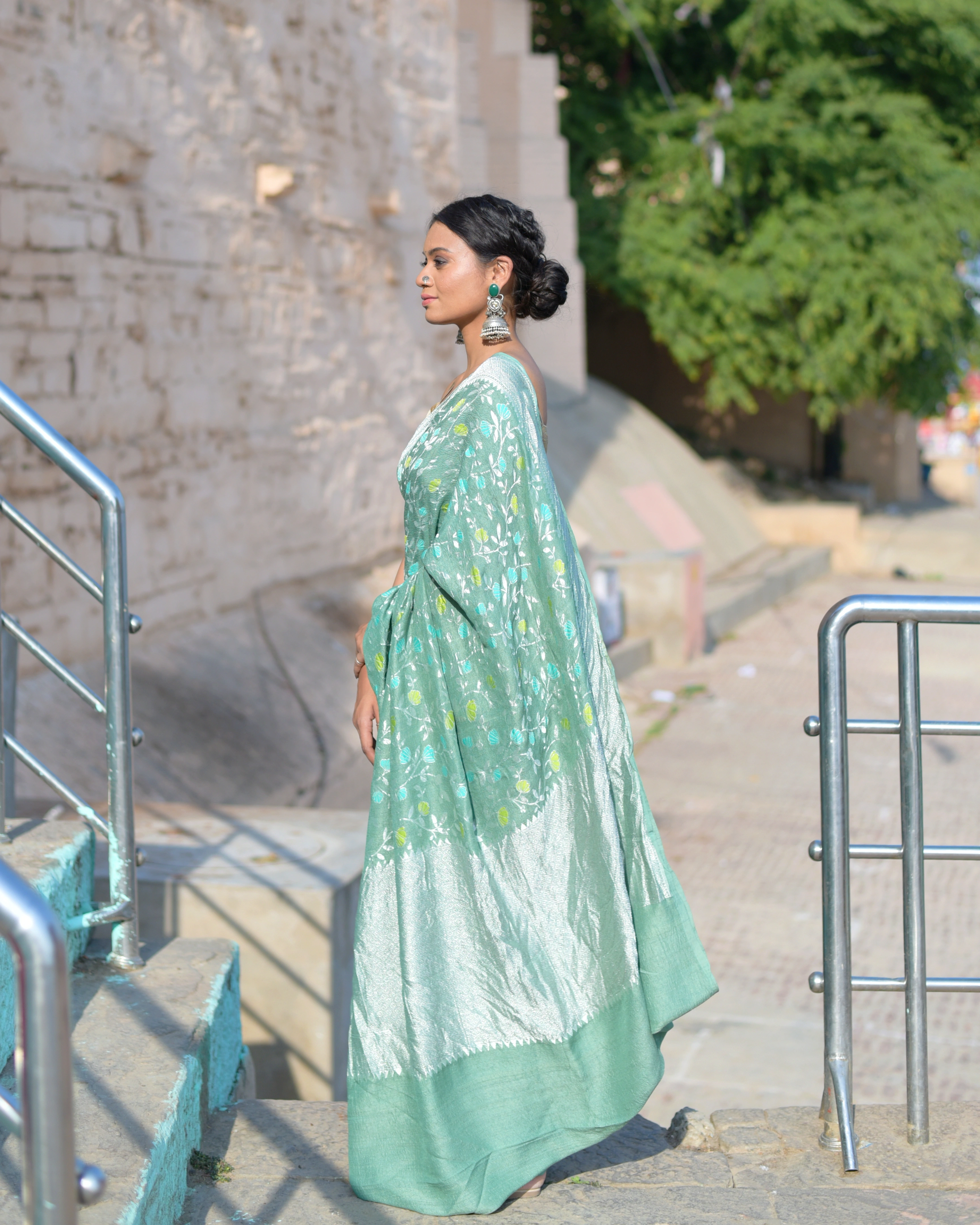 Light Green Pure Tussar Georgette Banaras Handwoven Saree-Light Green-2