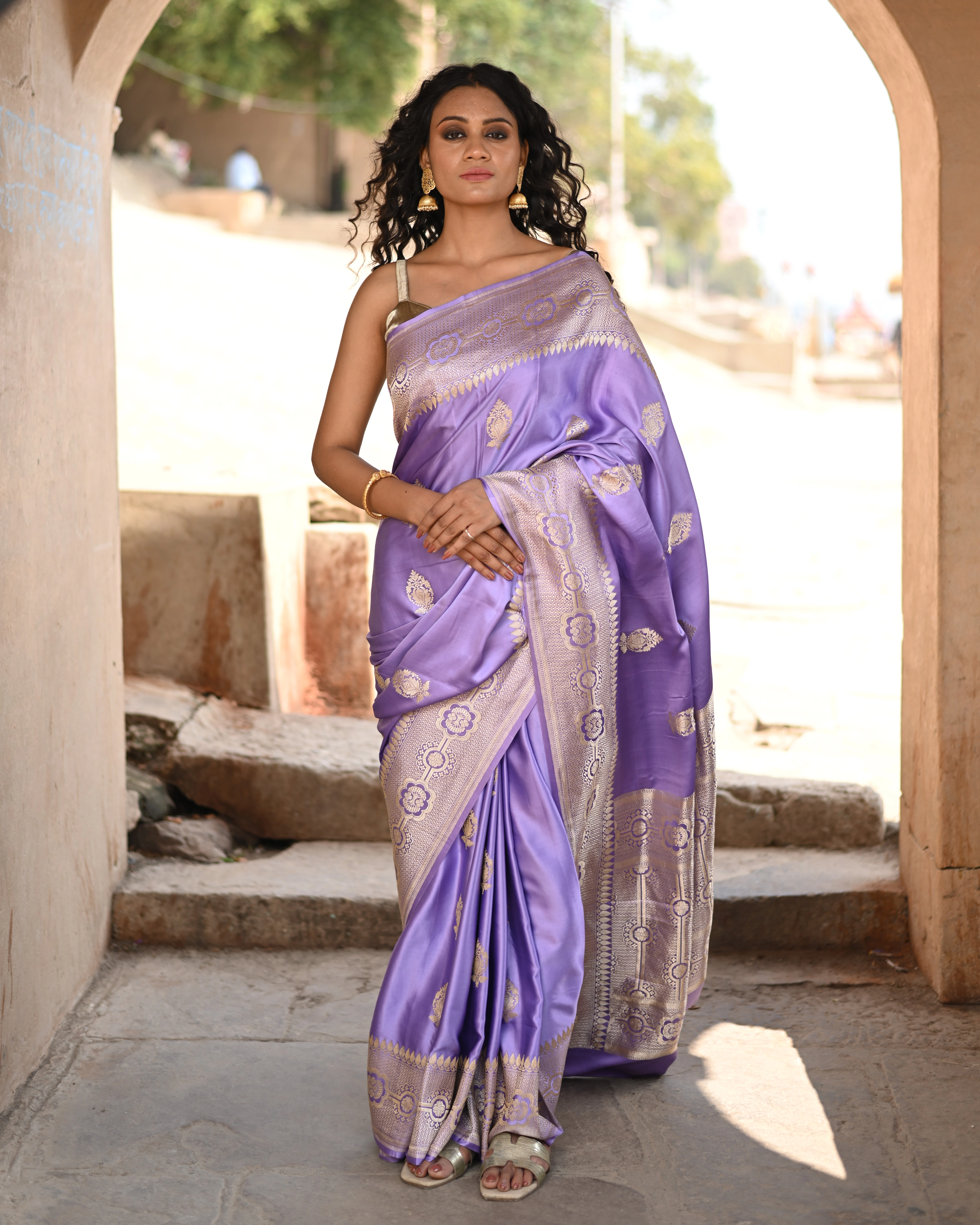 Levendor Mashru Kadhiyal Boota Banaras Hadwoven Saree-Levendor-1