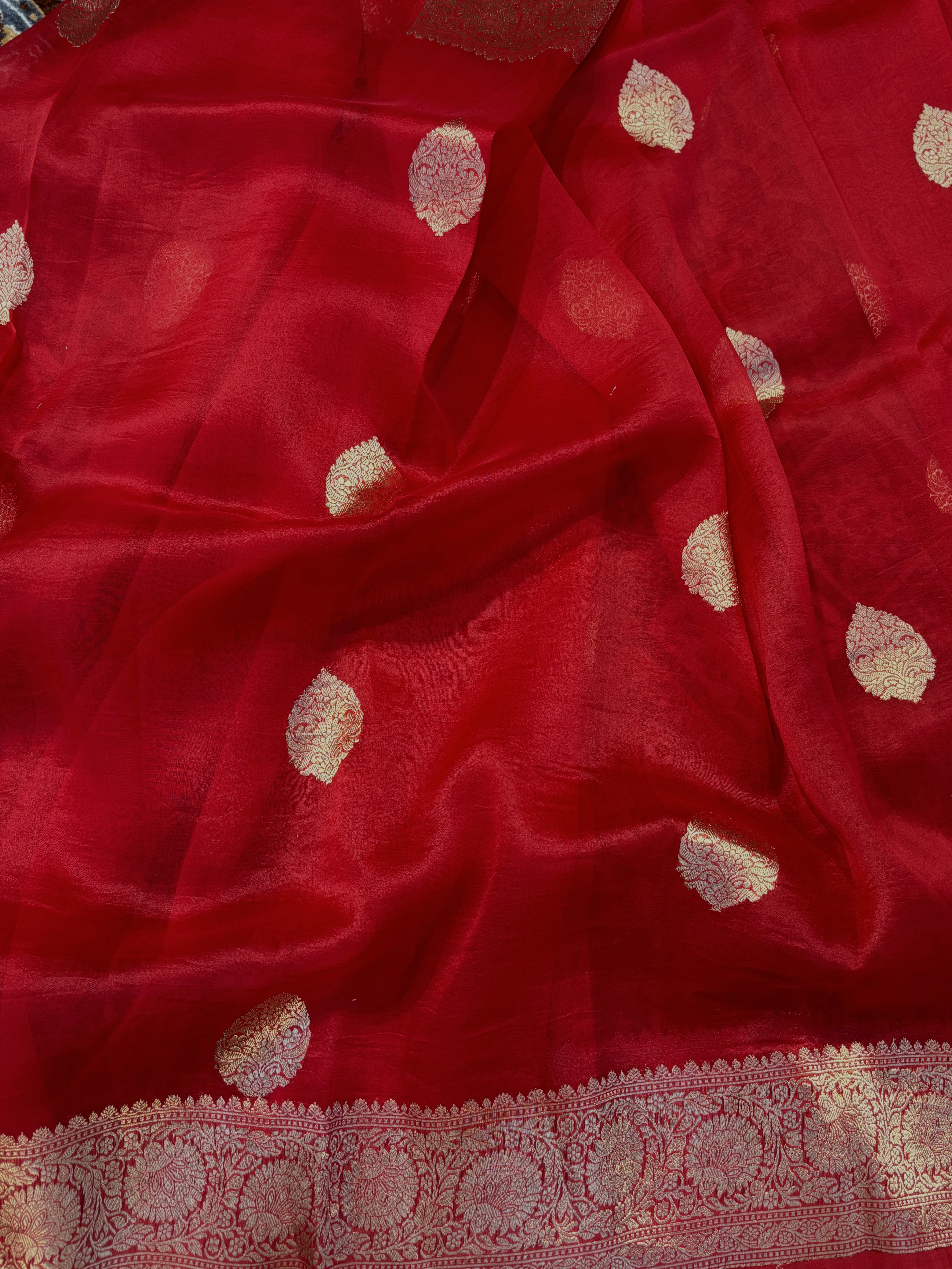 Red Pure Kora Kadhiyal Banaras Handloom Saree-Red-2