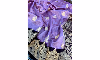 Levender Pure Raw Mango Banarasi Handloom Saree