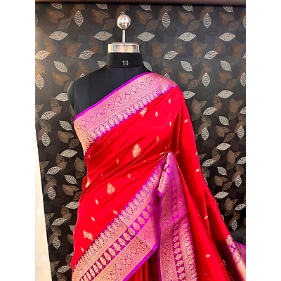 Red Pure Katan Kadhiyal Boota Banarasi Handlooom Saree