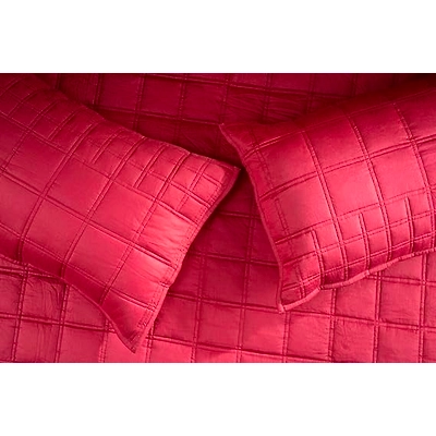 Geometric Square Pattern Quilted Bedspread-2