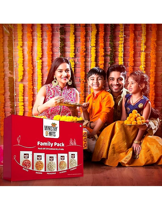 Ministry Of Nuts Family Pack Of 5 Premium Dry Fruits California Almonds 150g, California Pistachios 125g Whole Cashew Nuts 150g, Seedless Raisins 150g &amp; Omani Dates 175g Total 750G-5