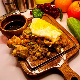 Beef & mushroom fried rice with 2pcs siomai and egg