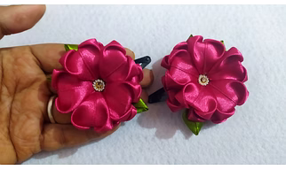 Pretty looking heart shaped ribbon flowers hair clips
