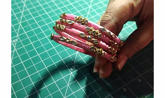 Lovely Handmade Set Of 4 Silk Thread Bangles