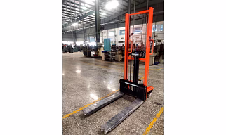 Stack-Easy Hydraulic Adjustable Manual Stacker