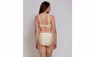 Lace Bra and Panty Set
