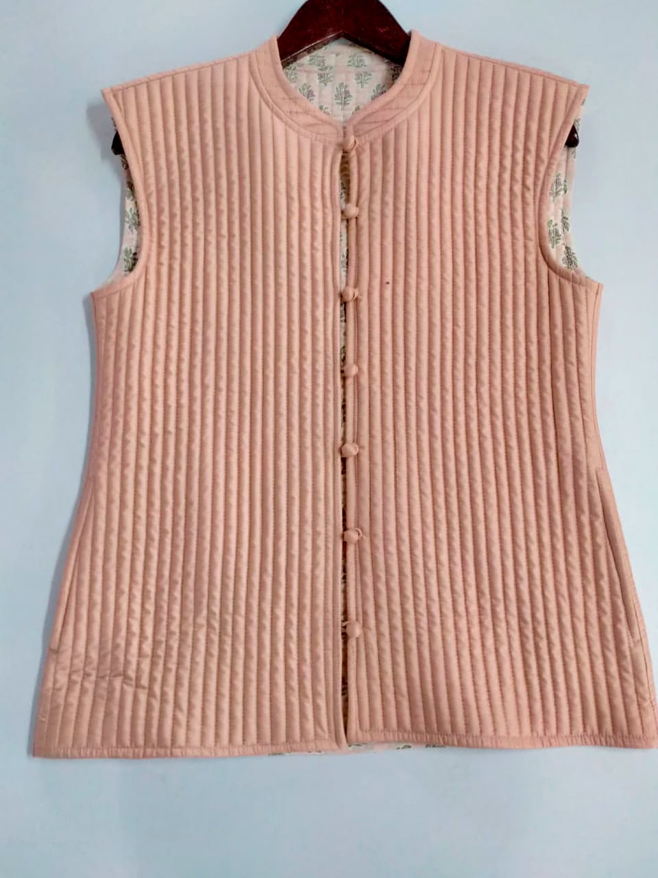 block print quilted reversible sleeveless cotton jacket