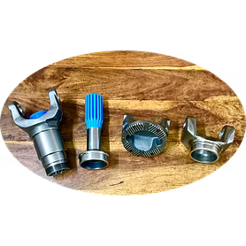 Truck Driveline/ Propeller Shaft (Sleeve Yoke, Stub Shaft (teeth), Half Yoke, Crossholer etc,