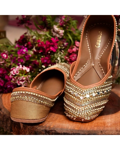 Gold Extraordinary-006-377-36