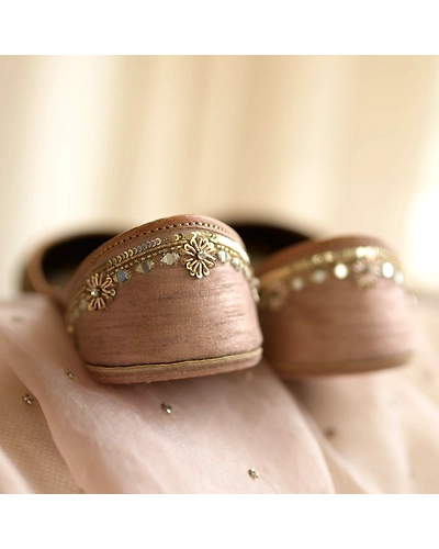 Noor-006-463-37