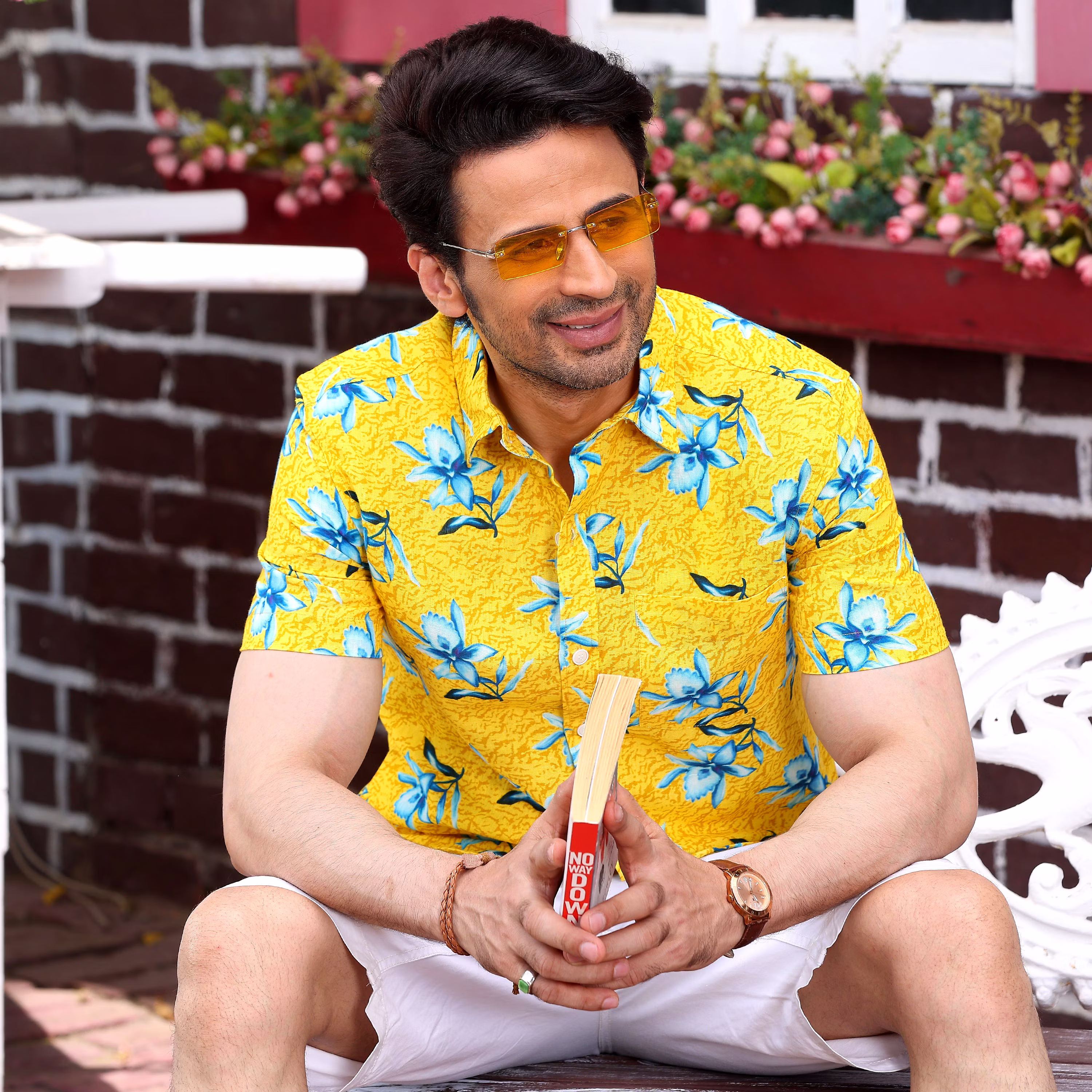 Modern Men Aztec Lily Light Goldenrod Yellow Casual Pure Linen Half Shirt (Size - S) by BLUE EAG