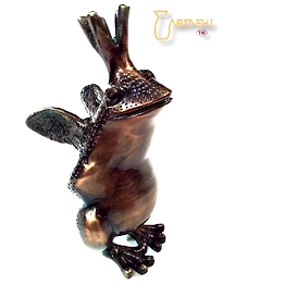 ARTASHI Good luck charm - Handcrafted Decorative Home Accent