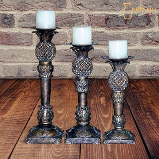 Candle holder candles