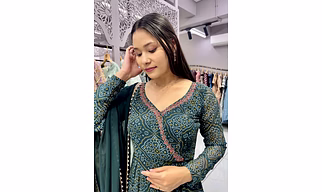 Green Bandhani Gown (Full Stitch)