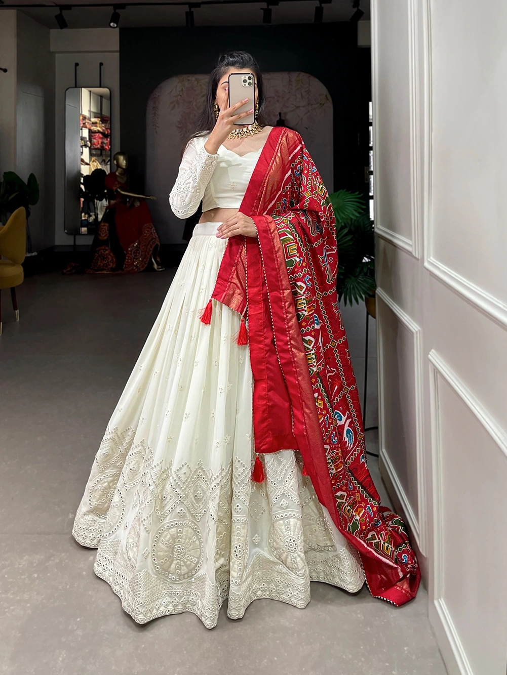 Experience timeless elegance with this beautiful lucknowi paper mirror work lehenga-Red-2