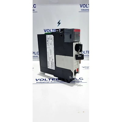 Allen Bradley 1756-L73S / 1756L73S Ser B GuardLogix Logix5573S Controller 8M4M-7