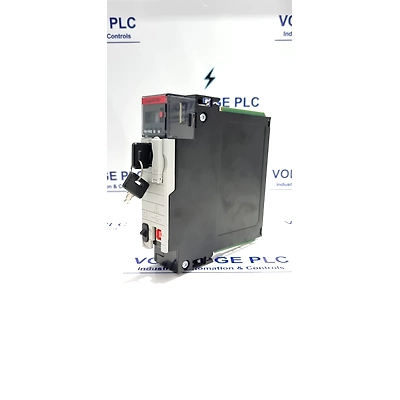 Allen Bradley 1756-L73S / 1756L73S Ser B GuardLogix Logix5573S Controller 8M4M-8