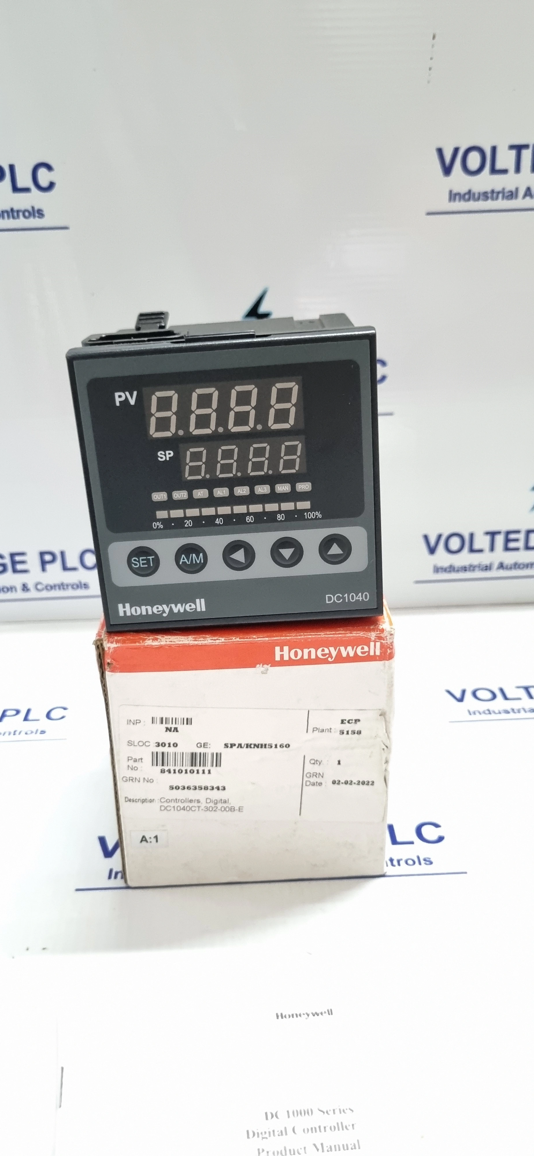 HONEYWELL DC1040 TEMPERATURE CONTROLLER DC1040CT-302-00B-E-5