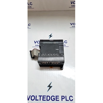 OMRON CP1W-TS002 TEMPERATURE SENSOR UNIT-1