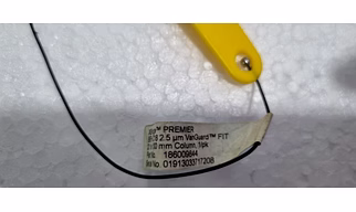 Waters 186009844 XBridge Premier BEH C18 VanGuard FIT 2.1 mm X 100 mm Column