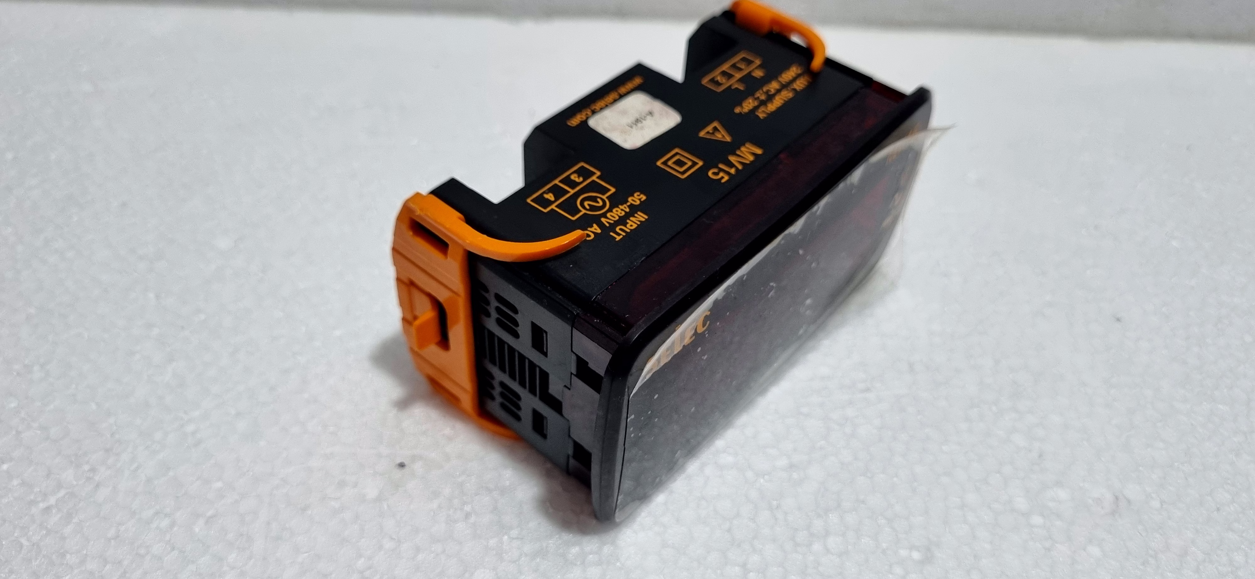 SELEC MV15 DIGITAL VOLTMETER image 3
