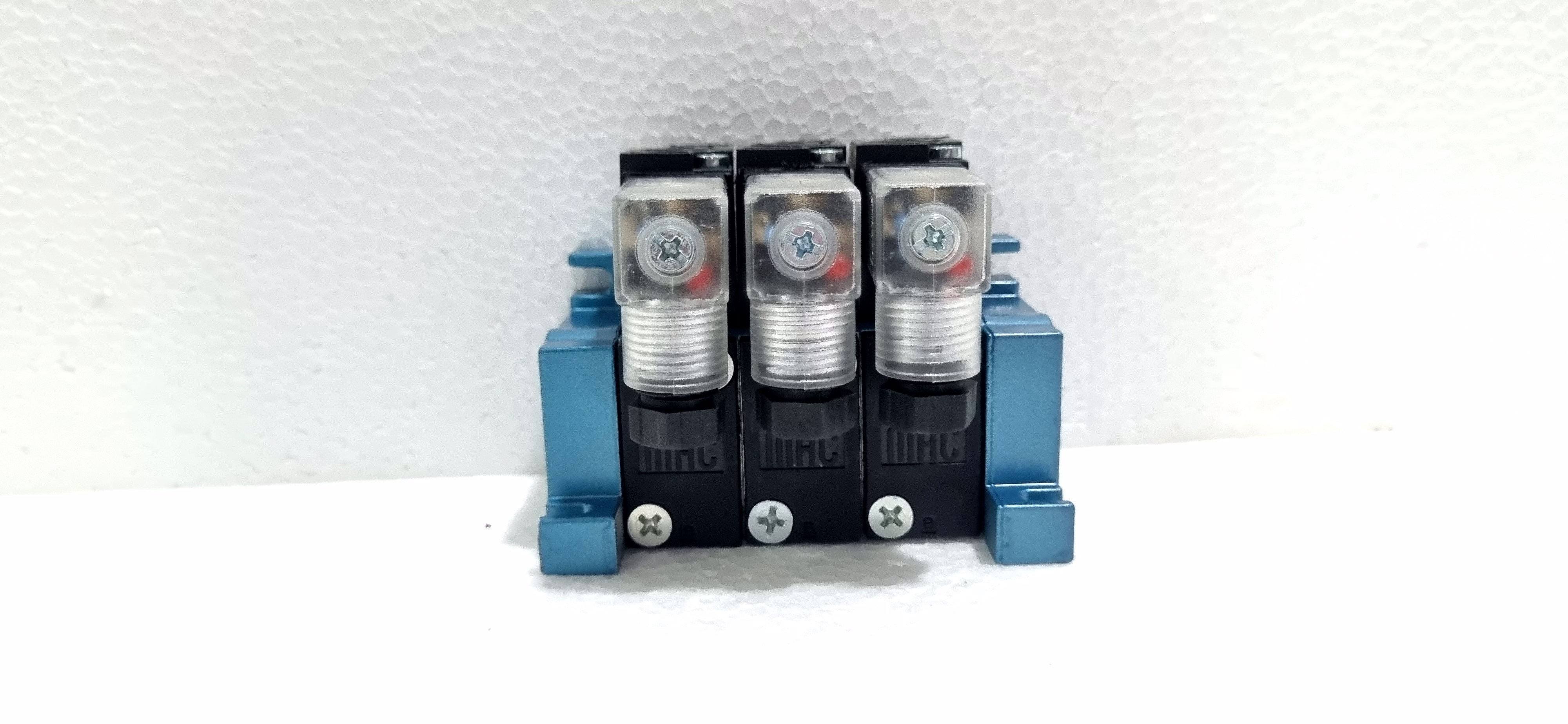 MAC VALVES 45A-SC1-DDFJ-1KA SOLENOID VALVE image 2
