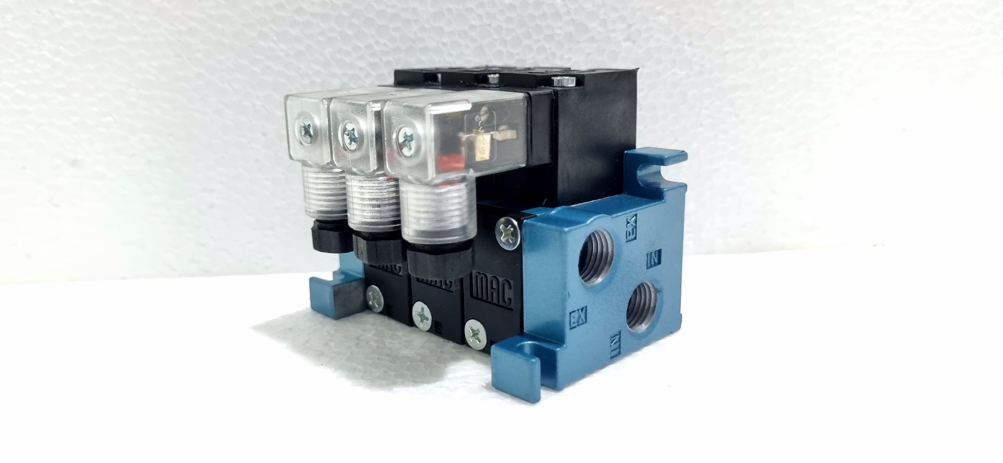 MAC VALVES 45A-SC1-DDFJ-1KA SOLENOID VALVE image 4