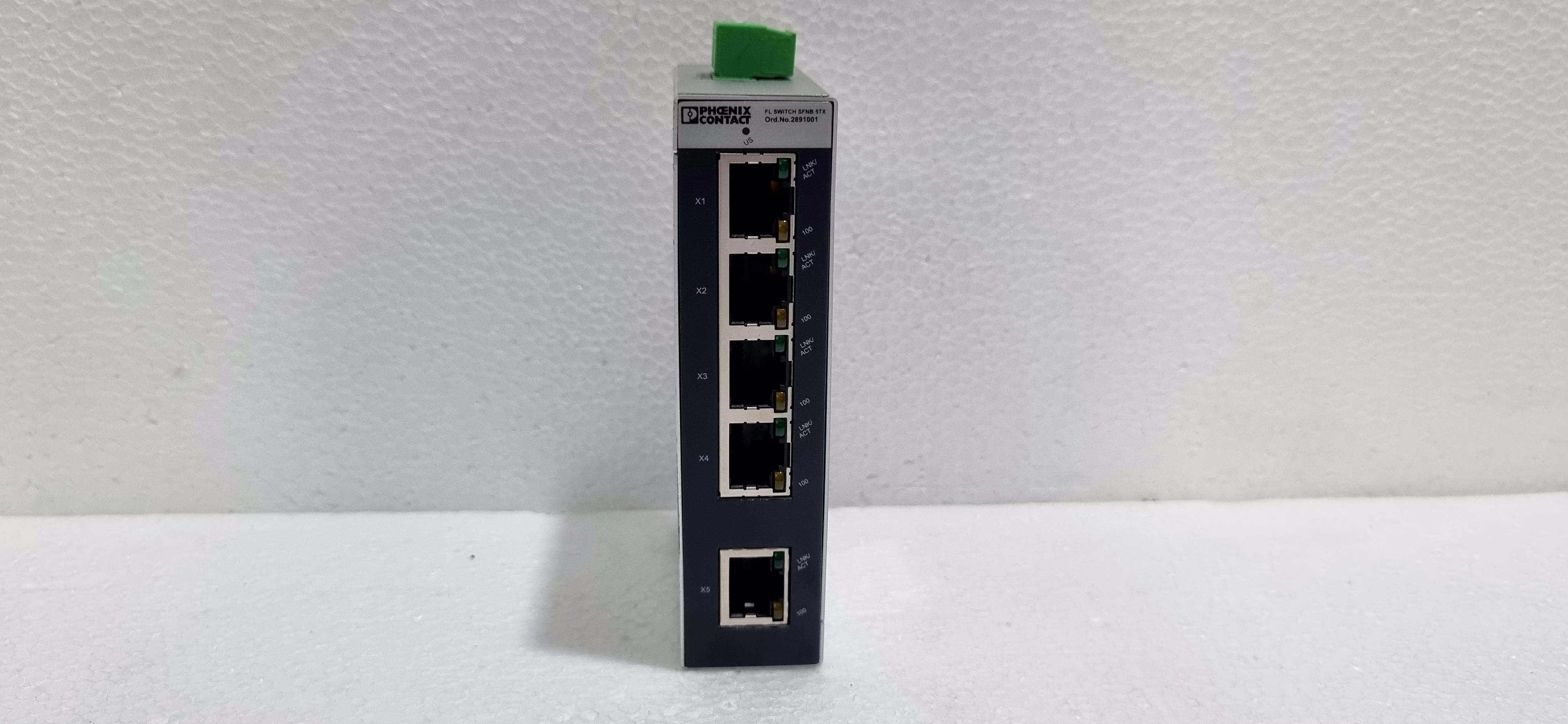 phoenix contact 2891001 fl switch sfnb 5tx industrial ethernet switch
