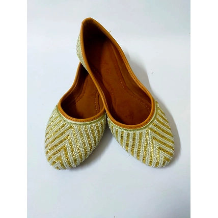 Punjabi Jutti hand embroidery-3
