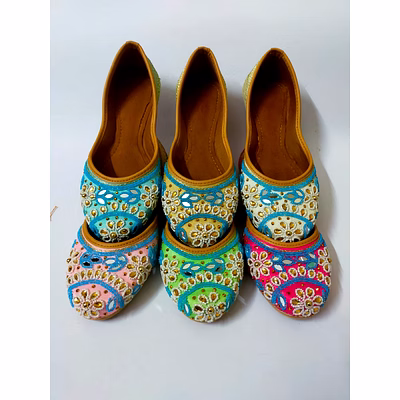 punjabi jutti hand embroidery with glass stones