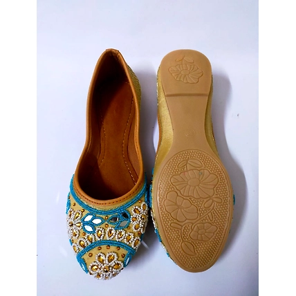 Punjabi Jutti hand embroidery with glass stones-2