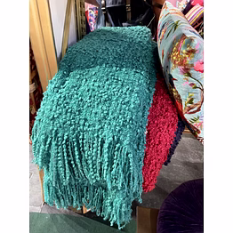 boucle throws