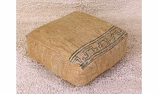WOOL POUF