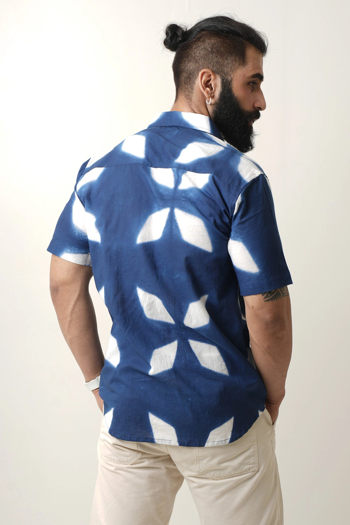 Blue Color Tie &amp; Dye Flower handmade half sleeves cotton shirt-12382190