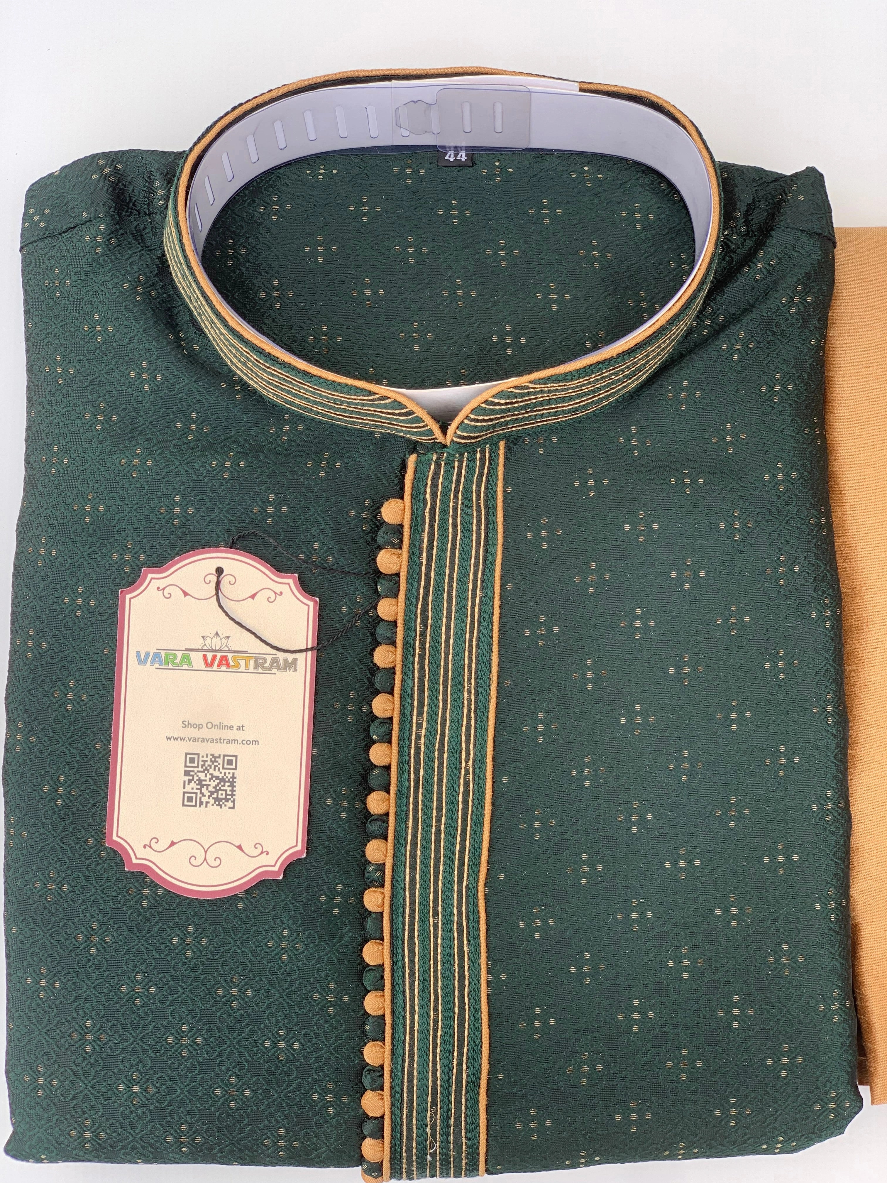 Stylish Green Soft Cotton Men Kurta Pajama With Fancy Button And Small Zari Weave Butti | Mens Ethnic Wear | Gift Kurta India-40-1