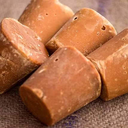 organic jaggery-12383789