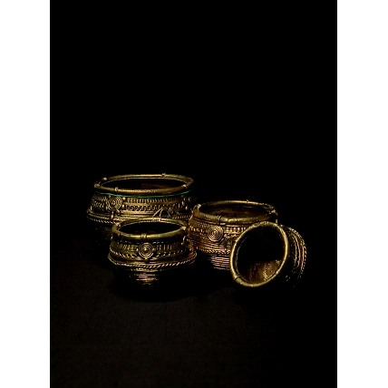 Handcrafted Dhokra Mana (Set of 4)-1